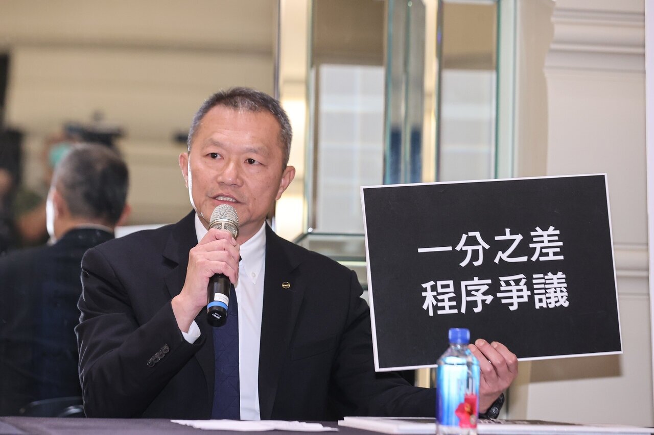 台鐵台北車站商場現任經營者微風集團不滿審議過程充滿瑕疵，提出異議。本報資料照片 