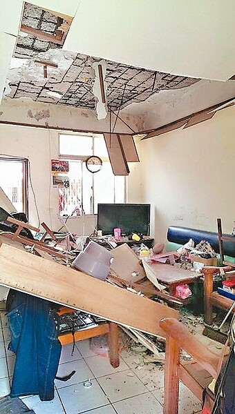 苗栗頭份市興隆國宅社區,居民求償敗訴,縣府財政困難,不知何時才能重建。 圖/頭份市民代表羅文豐提供