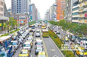 信義、仁愛路　維持單向通車