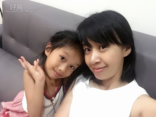 1.前新聞節目主持人朱詠薇結婚多年,終於有了自己的窩。