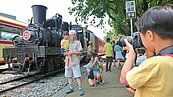 歡慶鐵路節　國寶蒸汽火車出動