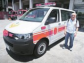 老婦遺愛人間　救護車捐苗栗分隊