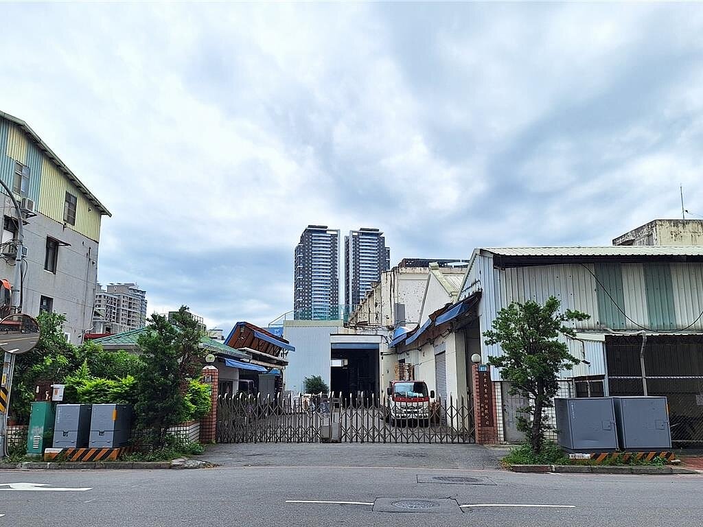 新店榮工老舊工廠聚落都更轉型共計6個單元、21.17公頃，繼單元5、單元2後，單元4已正式提送都更事業計畫及都市計畫細部計畫。圖／新北市城鄉局提供