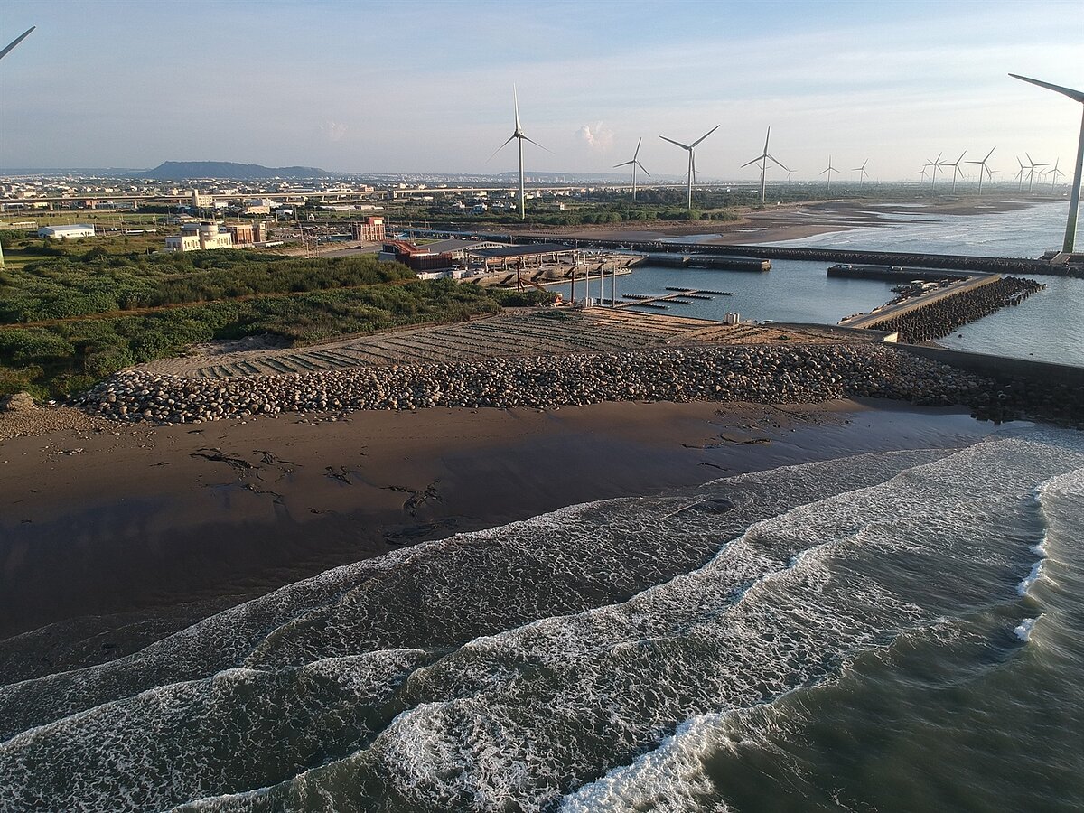 松柏漁港浮動碼頭工程。圖／台中市政府提供