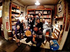 現在這裡除了許多觀光客前來，也是許多電影人的聚會場所。
