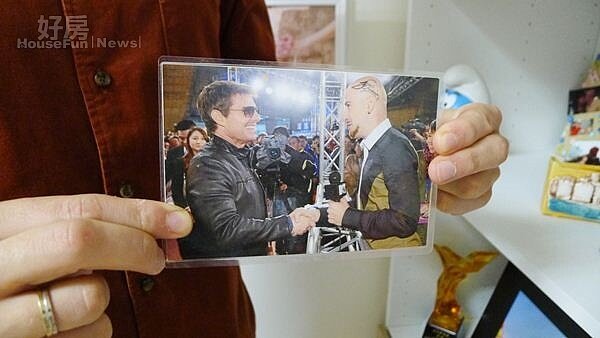 8.阿湯哥來台,吳鳳前往採訪兩人留下珍貴的合照。