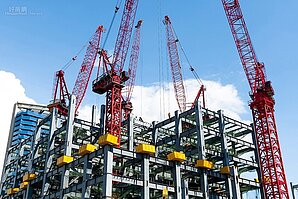 預售屋的主要風險和優勢是什麼？