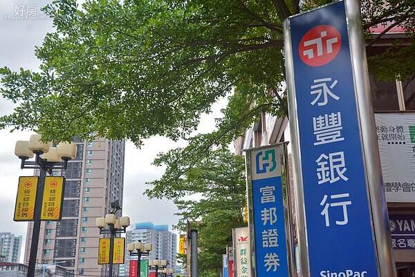 現行房價高漲,年輕人想買房只能依靠房貸。(好房網News記者 陳為帆/攝影)