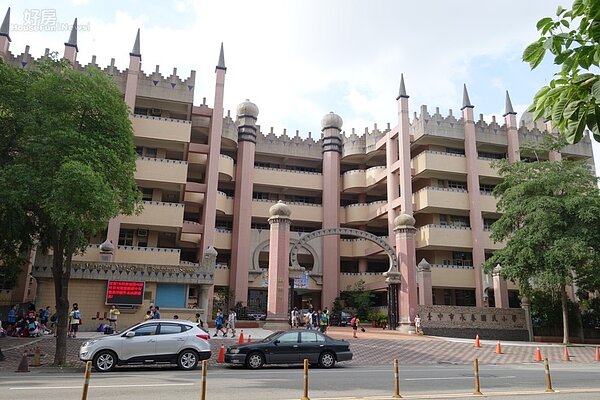 永春國小為台中八期重劃區的知名優質學區。(立智國際提供)