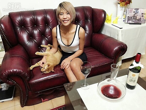 1.走跳各大主持活動的Maggie,在東區擁有自己的服飾店,是個獨立自主的女強人,在信義區則有自己租的小窩,也很有一套租屋哲學!