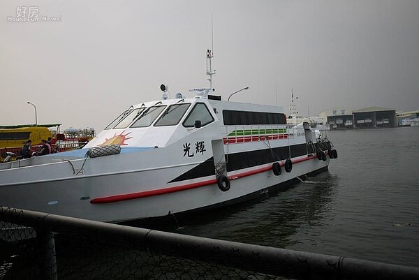 綠島、蘭嶼遊客返回台灣躲避颱風。(好房網News記者賈蓉/攝影)