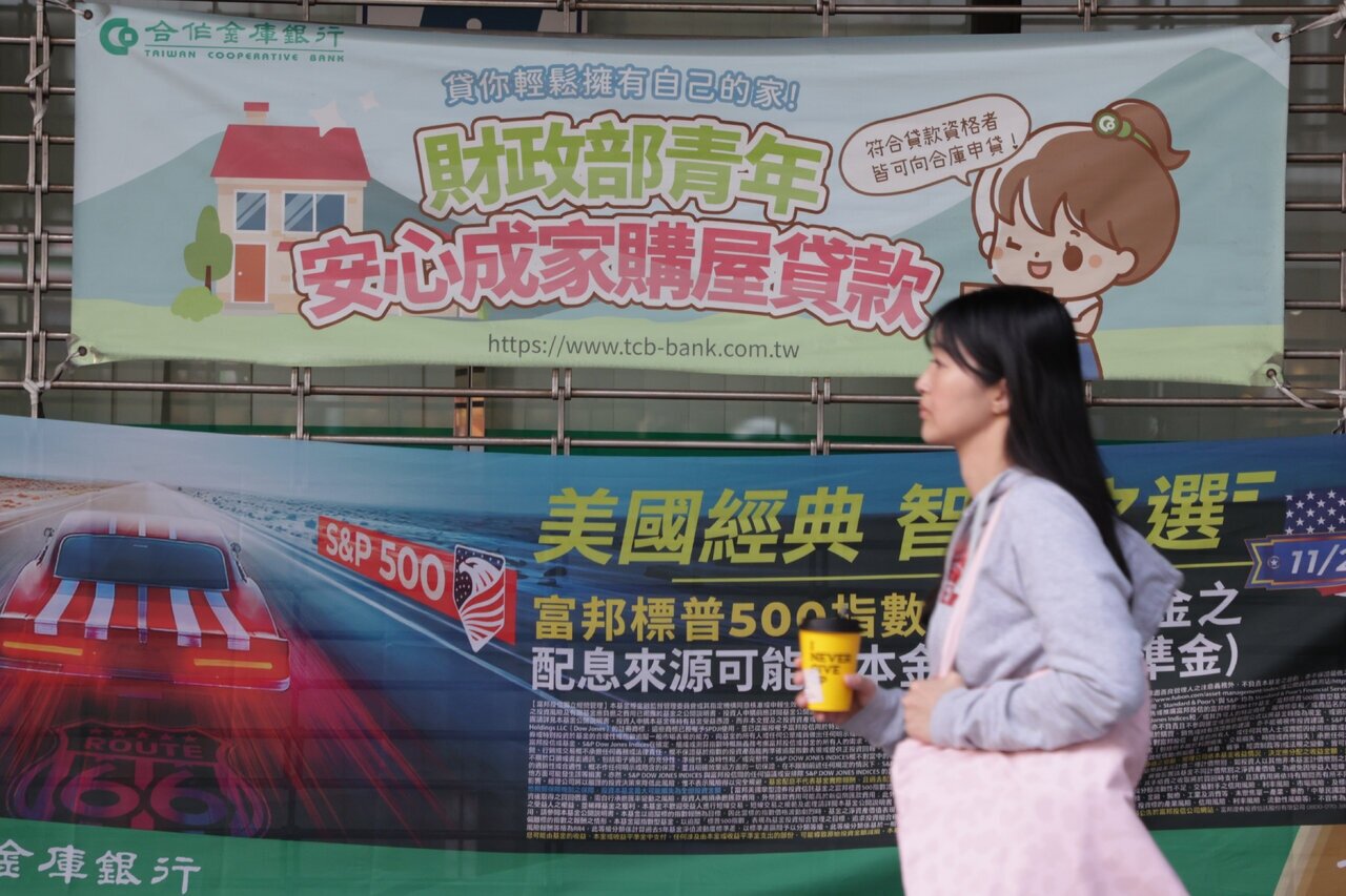 許多首購族被建案廣告中的長年期寬限期吸引,但實務上銀行端授信趨於保守。記者許正宏/攝影