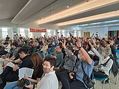 徵收用地　中捷藍線補償不一　地主怒批