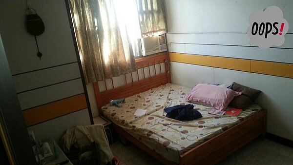 網友上網發文表示自己破壞力超強,但房東並未多加刁難,只關心她有無受傷,被讚「超暖」。(網友mickey1281提供)