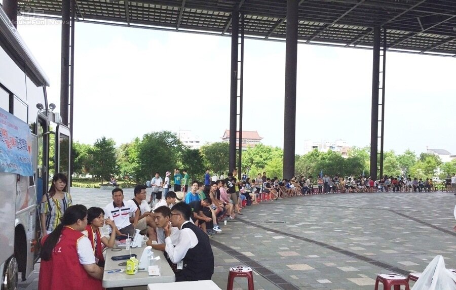 捐血送電影票 台慶、永慶聯合做公益愛圓滿接力