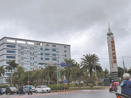 桃園市全市產業用地供給缺額高達2518.53公頃,面對土地取得困難,民代要求市府開發多元管道。(蔡依珍攝)