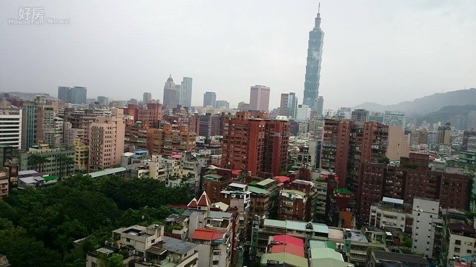 北市房市逐漸反轉,連蛋黃區的房價都開始鬆動。(好房網News記者簡蕭羽濤/攝影)