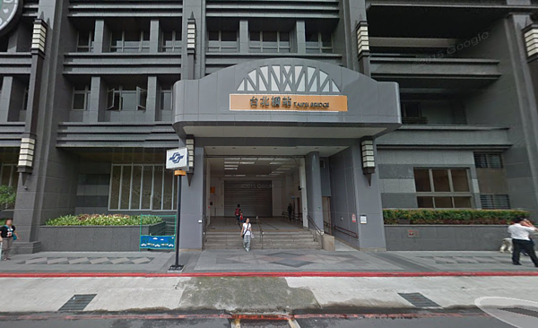 鄧家基透露,市府團隊「挨罵30分鐘」才解決聯開宅住戶爭議。(翻攝自Google Map)