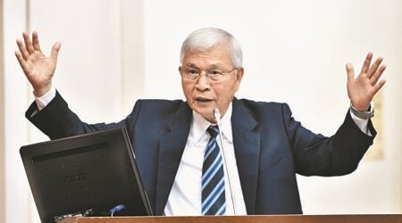 圖為央行總裁楊金龍。圖∕鄧博仁