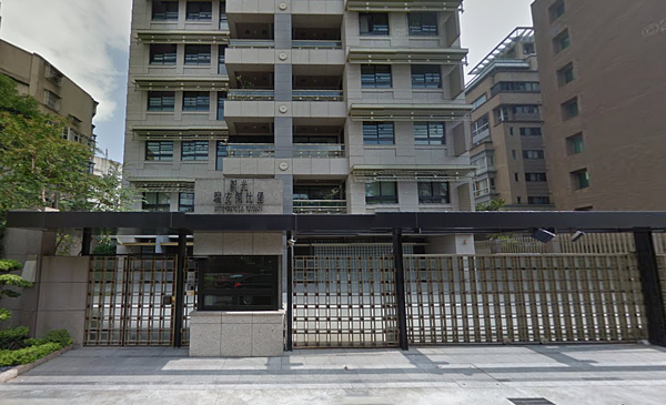 許嫺嫺上億豪宅「新光瑞安傑仕堡」遭法拍,是經詳盡財務規劃所做出的決定。(翻攝自Google Map)