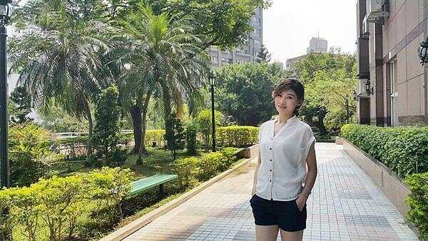 7.張尹馨買房發揮鍥而不捨的精神。