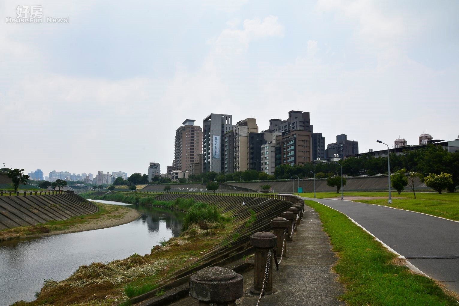 水岸宅的景觀優美,常是建商主打的賣點之一。(好房網News記者 陳韋帆/攝影)
