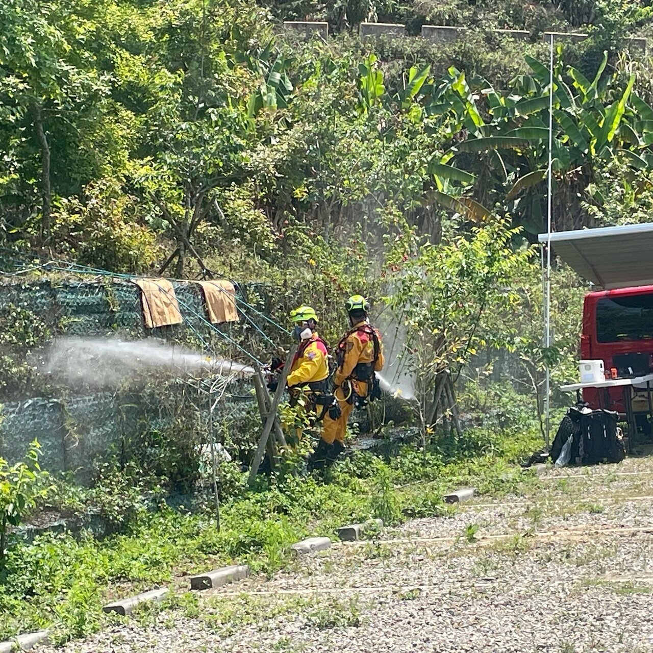 雲林縣古坑鄉草嶺山區今年發生2起山林火警，縣府今辦理救災演練。記者陳雅玲／攝影 