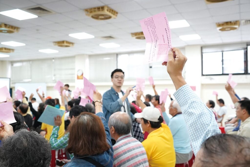『南港新都』更新會成立大會當天，住戶相當踴躍。圖／台北市住宅及都市更新中心