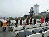 龍巖：未參與BOT　沒有適用優惠