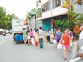 等2小時…埔里僅1車收垃圾