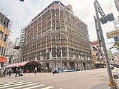 台南最後一棟鬼屋　來亞大樓開拆