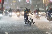 清明時節「隆隆雨」　賈新興：2波鋒面影響　雷雨這天開轟西半部