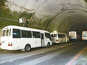 車滿為患　傅崐萁倡太魯閣收費