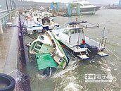 基隆停水停電　狂風掀屋翻漁船