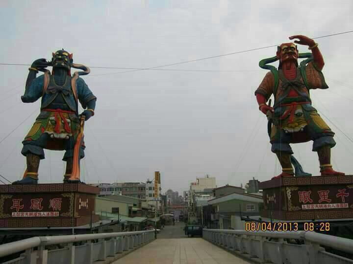 北港朝天宮的千里眼和順風耳。(網友提供)