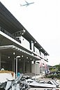 機捷掀頂壓壞5車　居民怒求償