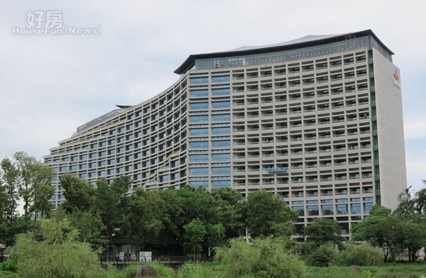 6.台北文創大樓匯集了許多影視產業進駐。