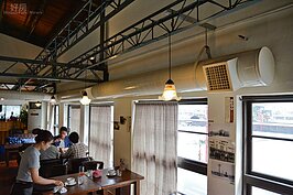 靠窗的座位採光都十分良好