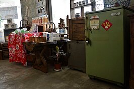 復古風的家具，冰箱、櫥櫃等都成為阿之寶的家具擺設