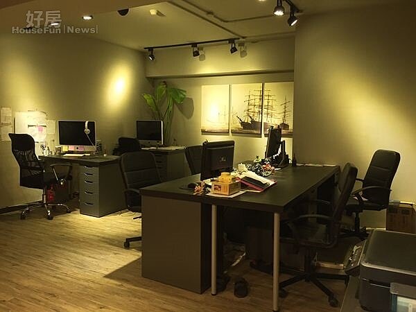 3.大隸希望營造出一個能激盪創意的空間,辦公區牆上掛畫有著大船入港、財源廣進的意涵。