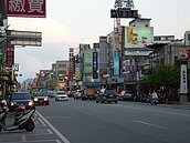 縣府推社青住宅　邱復生肯定