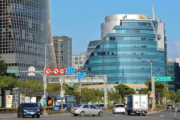 內湖廠辦佔北市一半以上比例,也造成工業住宅比例升高,市府將嚴加管制。(好房網News記者 陳韋帆/攝影)