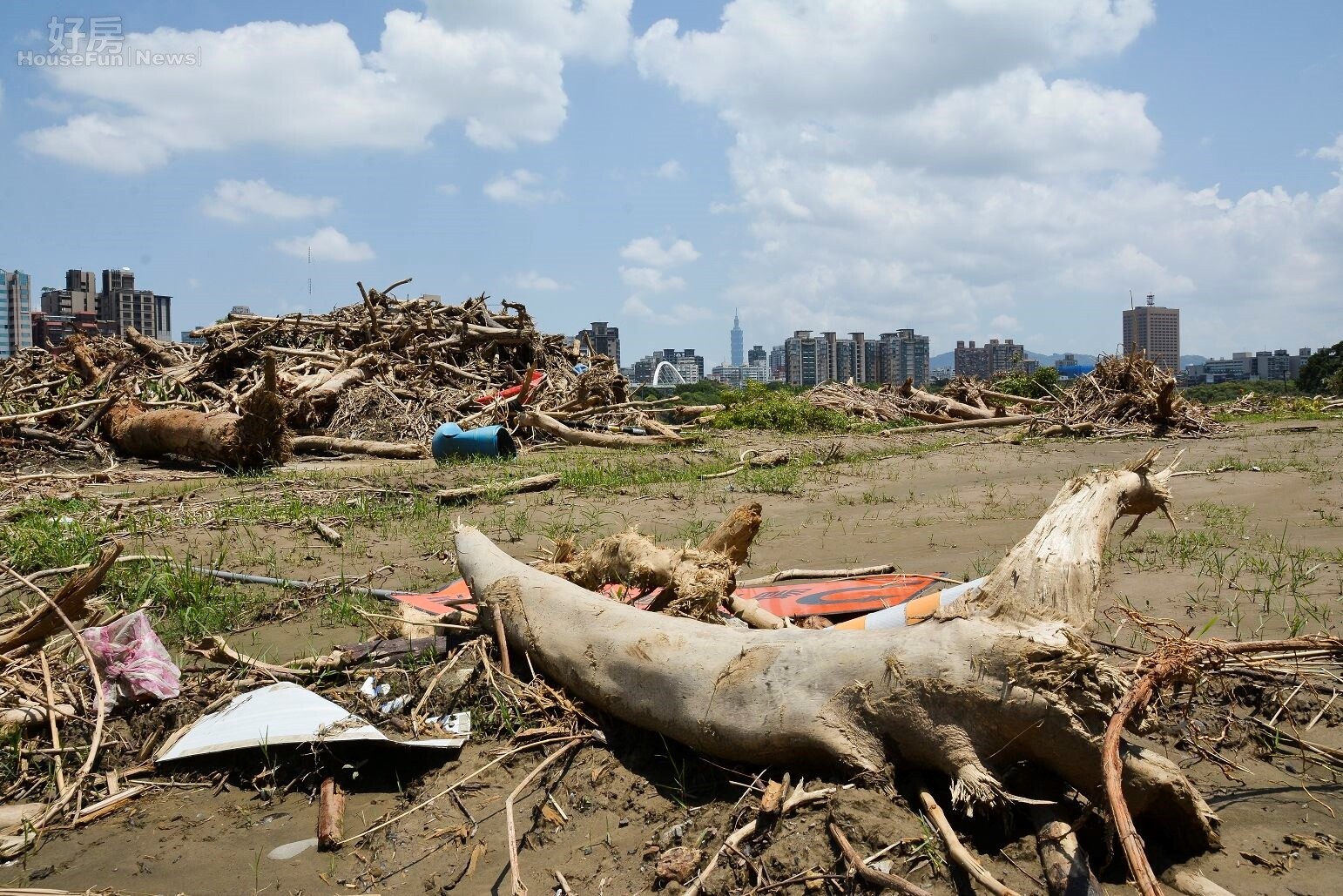 建商時常將水岸景觀做為建案賣點，但其實水岸宅隱藏的淹水風險。（好房網News記者 陳韋帆／攝影）