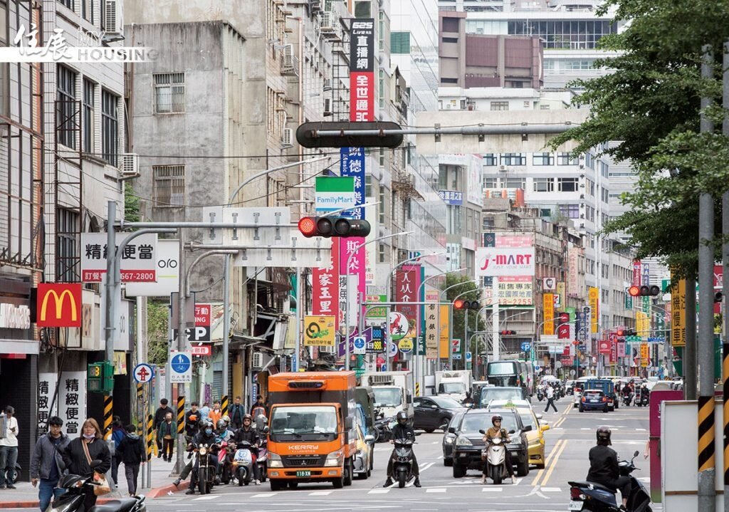 成熟商圈外溢的區域因地段好，自然是明星重劃區要件之一。