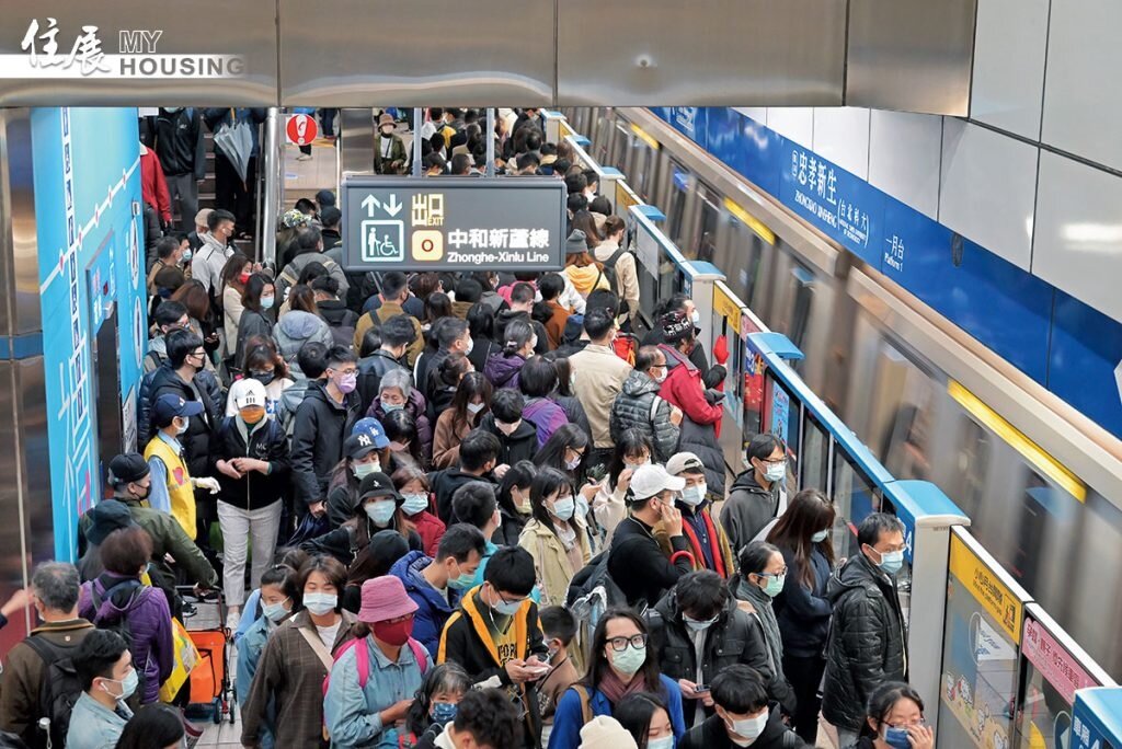 交通建設帶來人流，為重劃區必不可少機能。