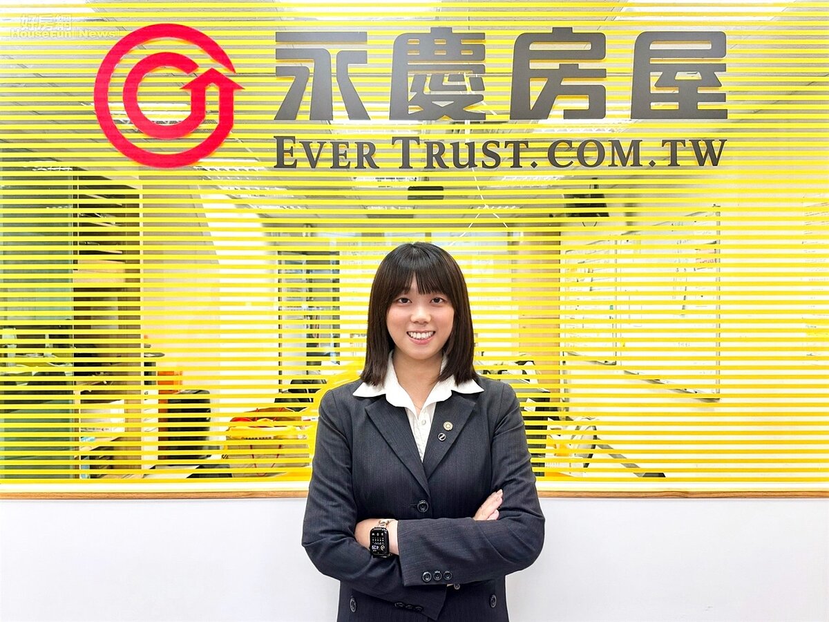 永慶房屋黃莉媛經紀人員用專業、誠實和同理心，贏得客戶的高度肯定，更曾一次贏得六名所有權人的信賴！圖／永慶房產集團提供