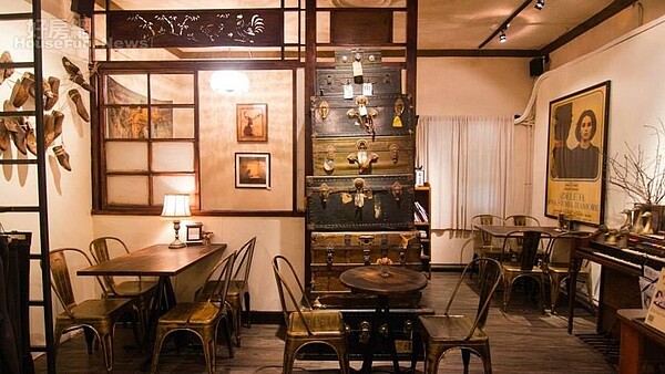 4. 店內的家具古色古香,都是鍾瑤飾品設計師好友Up的蒐藏。