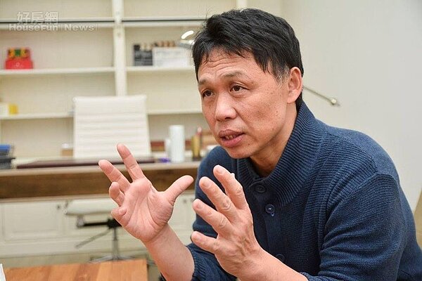 6. 楊順清認為除了功利外,人生應該要有其他的價值。