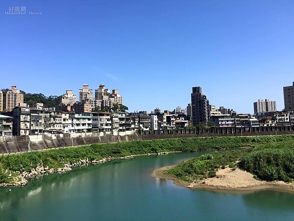 中正區套房交易量出現明顯跌幅,專家指出是受到少子化,不過文山區的學區宅卻出現房價飆升的現象。(好房網News記者張聖奕/攝影)