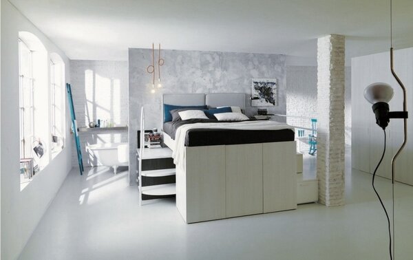 義大利家具設計公司為了因應現代人最愛的小坪數房型，設計出一款特殊的床組。（翻攝自Homecrux）